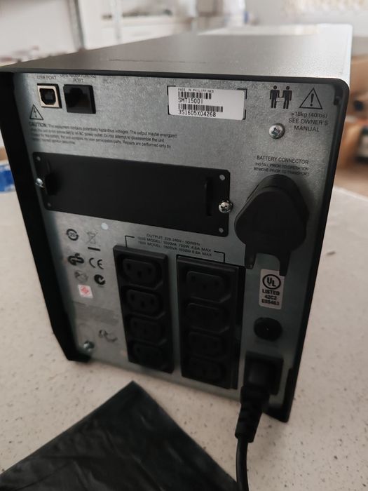 UPS smart APC SMT1500IC, 1500VA, 1000W, 8x prize