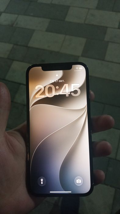 Продам айфон 12 про