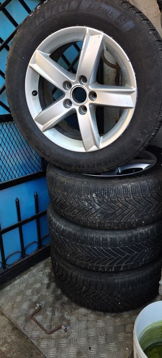 Vand 4 roti complete, anvelope iarna Michelin Alpin 225x55x16 si jenti