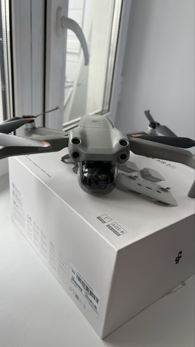Дрон DJI AIR 2S fly more combo продам