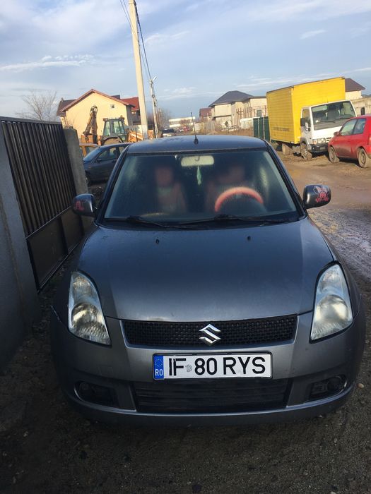 Dezmembrez suzuki swift 1.3