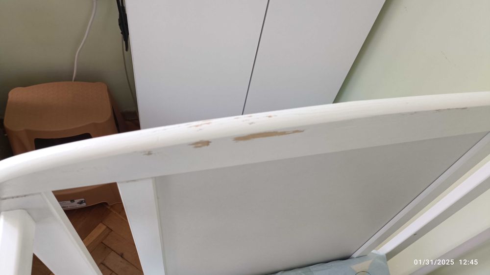 Детско легло кошара на колела от масивно дърво с матрак magniflex