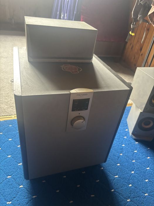 Продам колонку 5.1 microlab