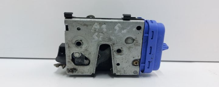 Broasca usa stanga spate 4a0839015d Audi A3 8L