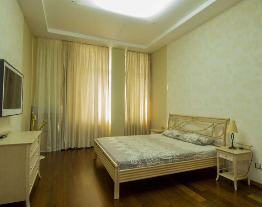 Дава се под наем Тристаен апартамент в Пловдив, Каменица 2 - 90 кв.м за 331.5 € - Снимка #1