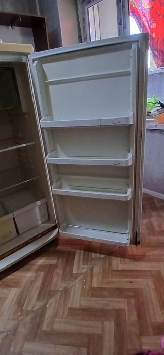 Продается холодильник