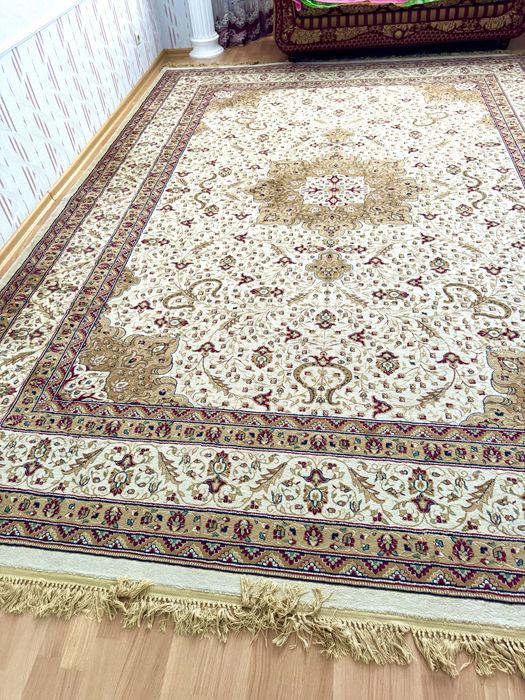 Ковры разные разного размера