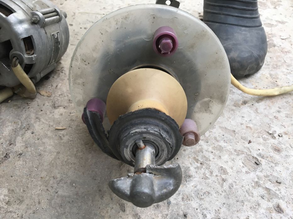 Продам электро двигатель