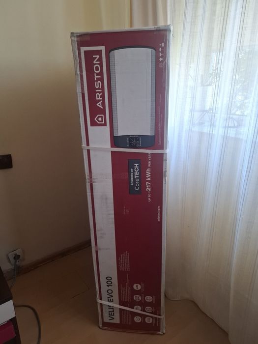 Vând Boiler ARISTON