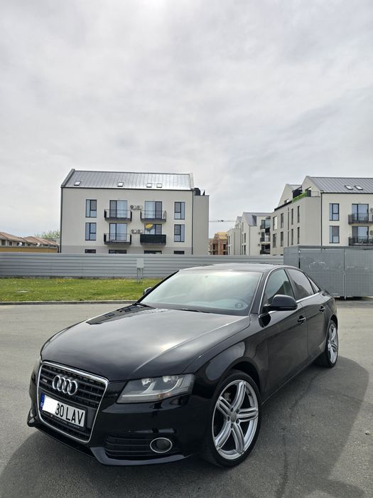 Audi A4 B8 2.0 TDI Caga 143cp/ S- Line / Navi /
