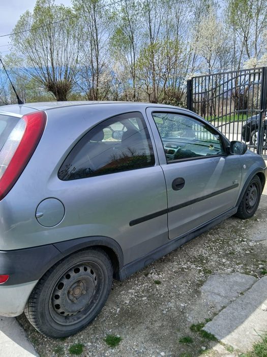 Vând Opel corsa an fabricație 2003