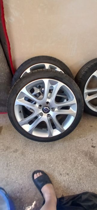 Vând Jante originale volvo v40 v60 xc40 2100 lei negociabil
