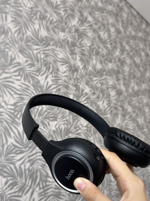 Продам наушники hoco