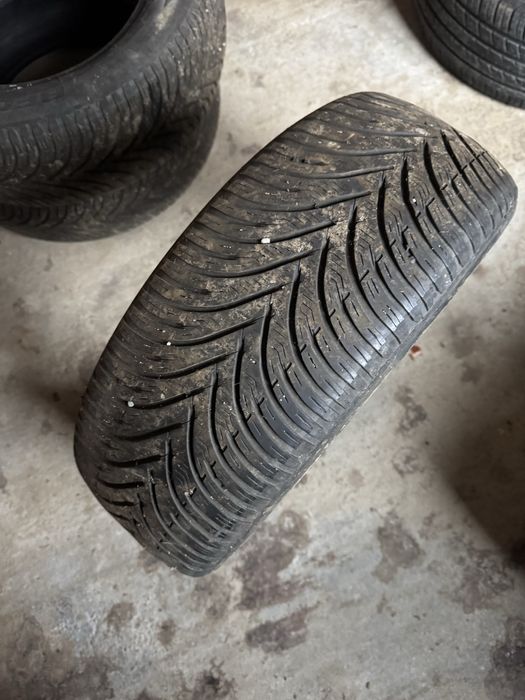 Vand jante Passat B6 cu anvelope de iarnă R16