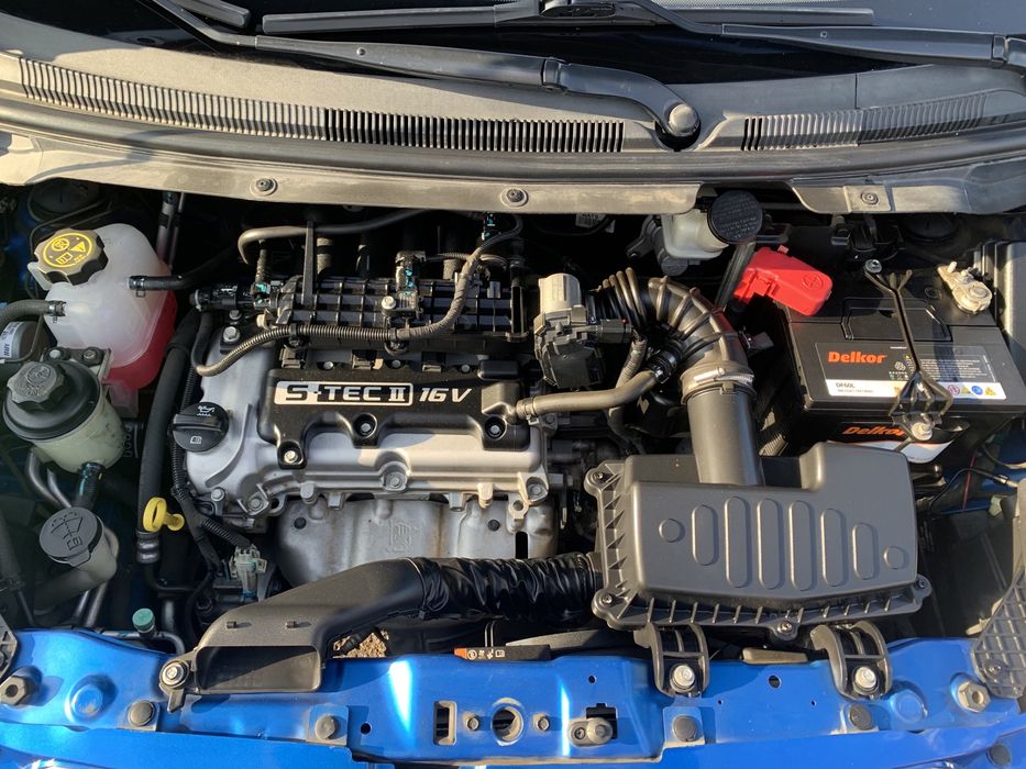 Продам свой Spark 3 позиция. В отличном состоянии