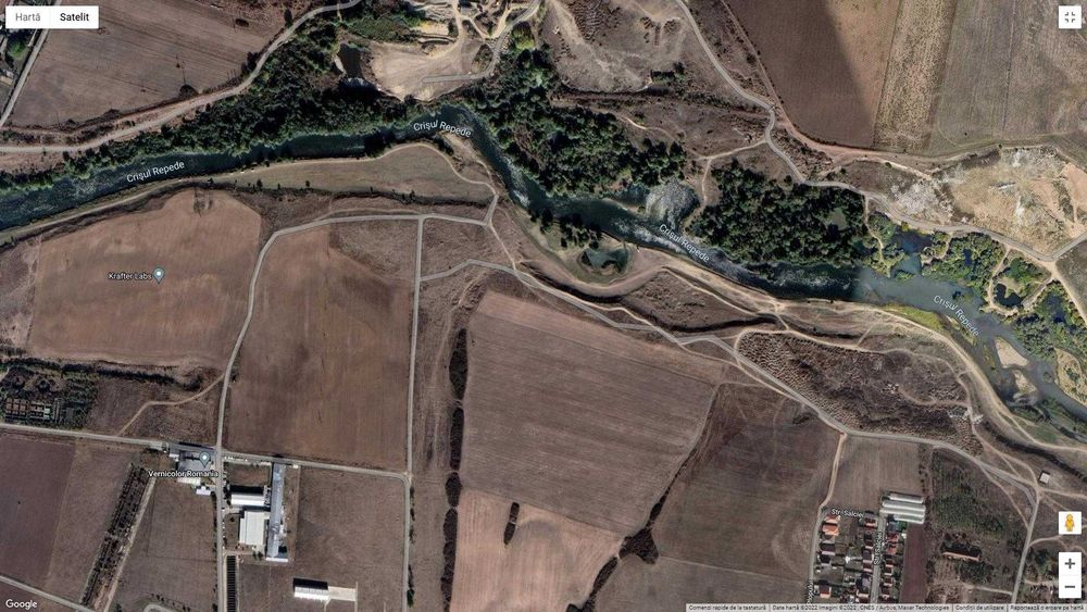 Teren intravilan industrial 8.717 mp cu front la centura noua