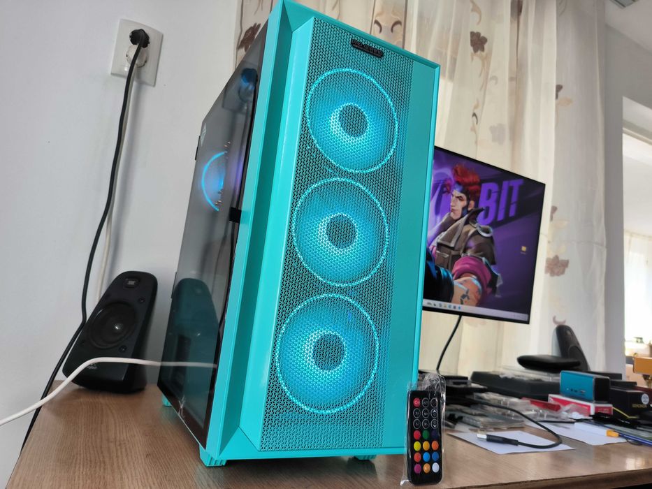 Unitate PC GAMING Ryzen 7 3800X 4.5Ghz/16GB DDR4/RX5700 8GB GDDR6/256 SSD NVMe/1TB HDD