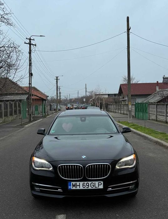 BMW 740 X-Drive 313 cp Facelift