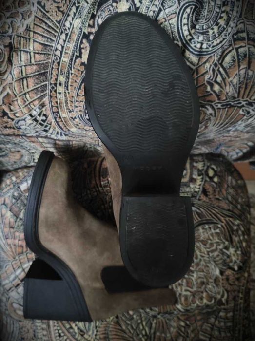 Ботильены -челси- замша-40 р! Испания!