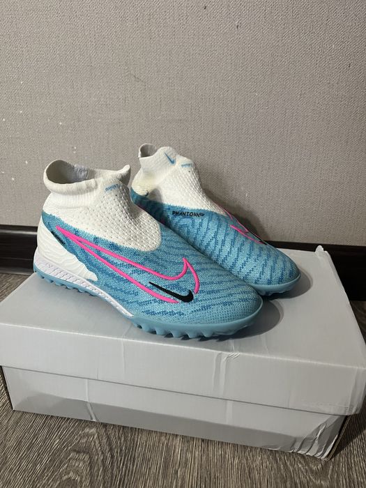 Сороконожки Nike Phantom