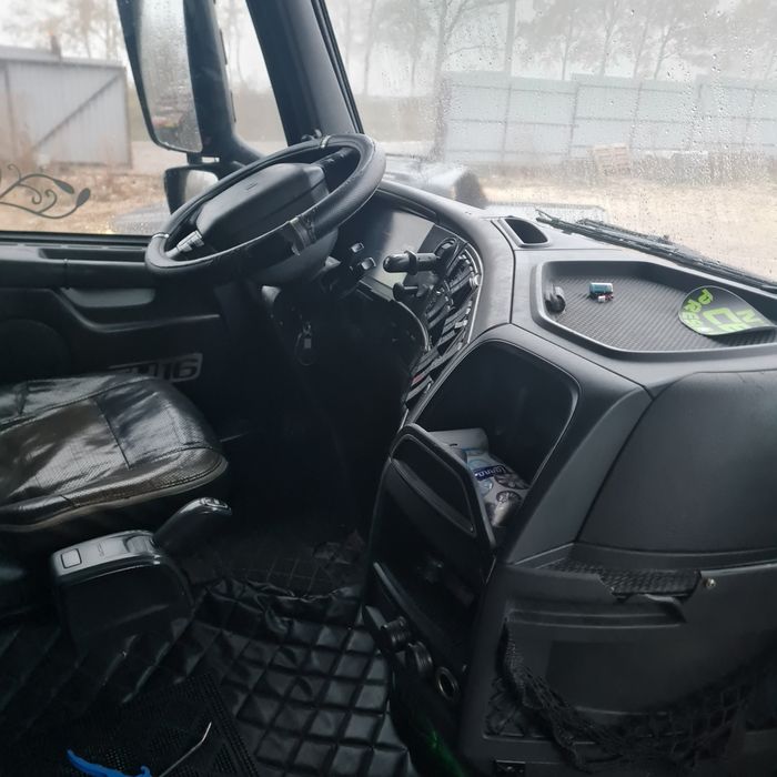 Volvo FH16 700 Forestier cu macara Loglift