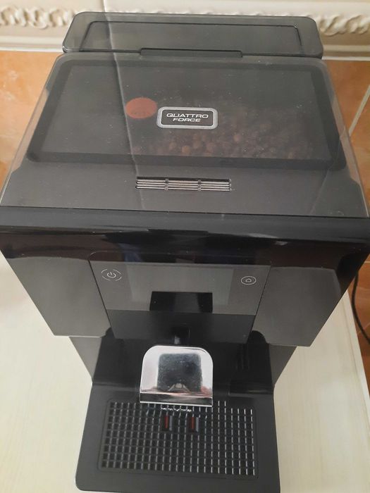 Vând Espressor automat de cafea KRUPS