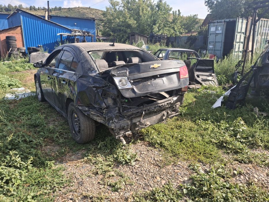 Запчасти шевролет.