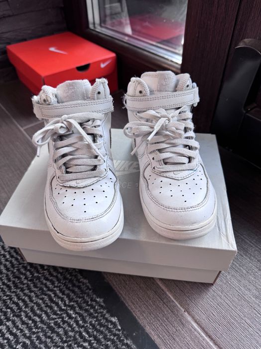 Ghete Nike airforce one mid