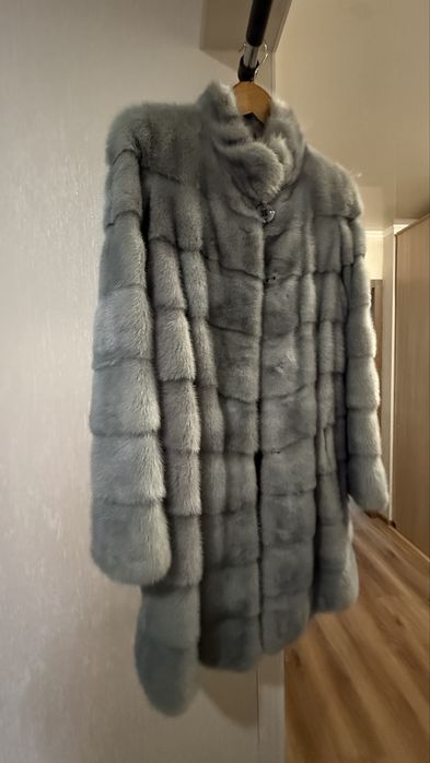 Серо-голубая норковая шуба