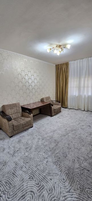 Продаётся Чиланзар 18 кв  1*2/2/4