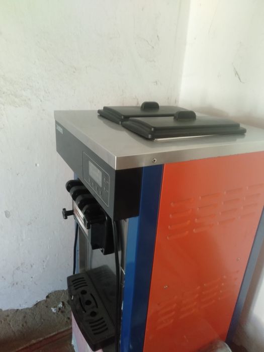 Морожный аппарат