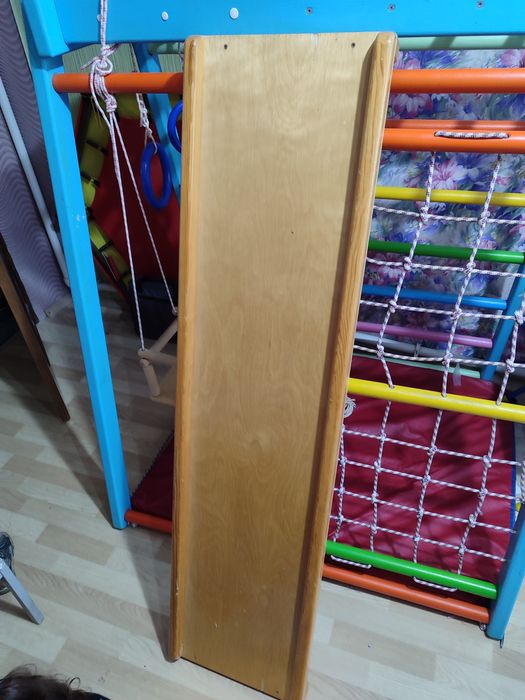 Продам спортивный уголок