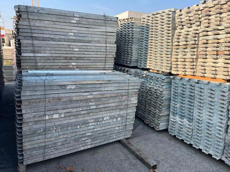 Оригинално Италианско фасадно скеле Gamma със сертификат и паспорт