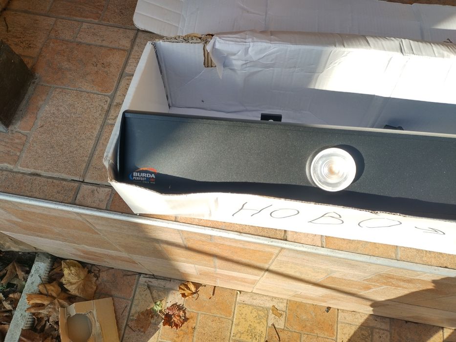 Осветление с две лед крушки