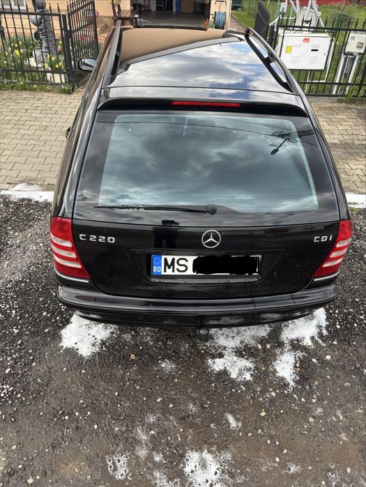 Mercedes C-Class C220