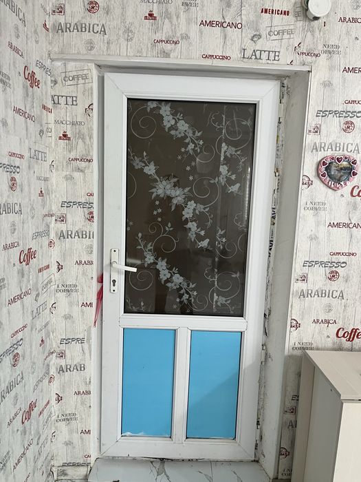 Продам  меж комнатные двери