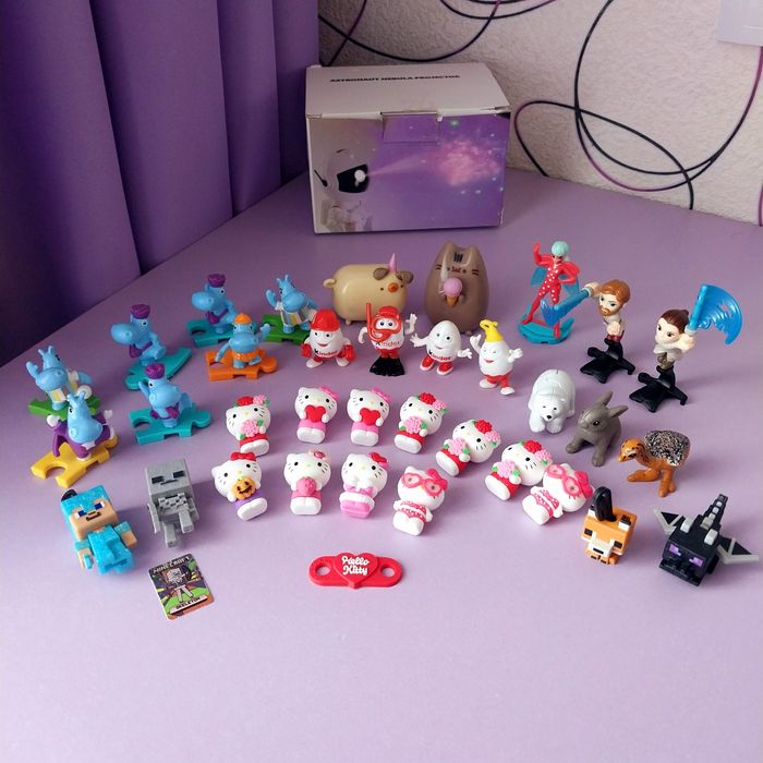 Киндер игрушки продам