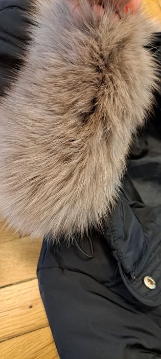 Calvin Klein оригинално яке  гъши пух ,естествен пух на качулкатаS ра