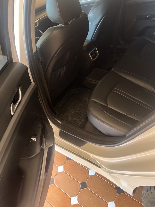 Kia k 5 2023 йили