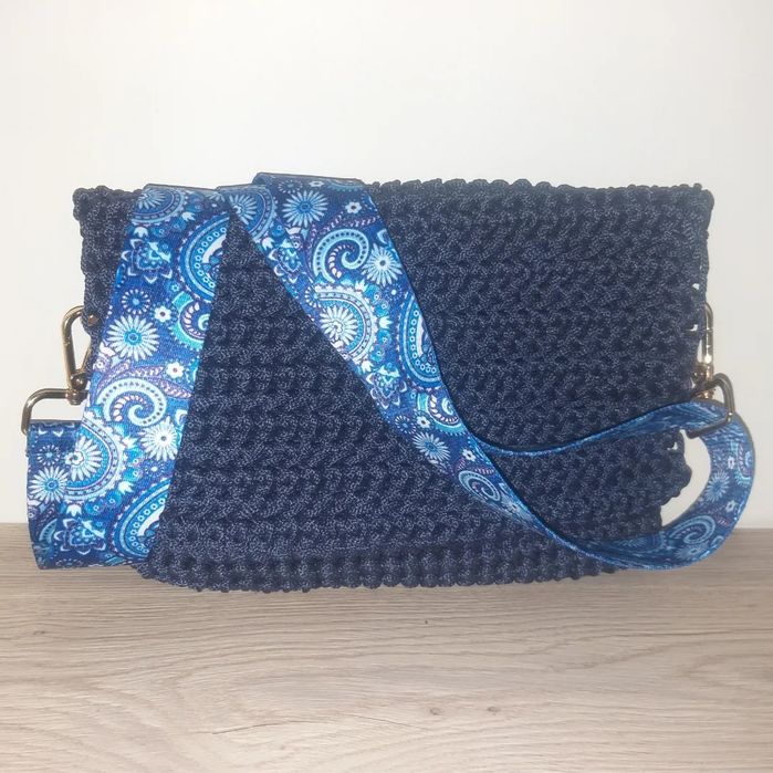 Продам сумочки ручной работы