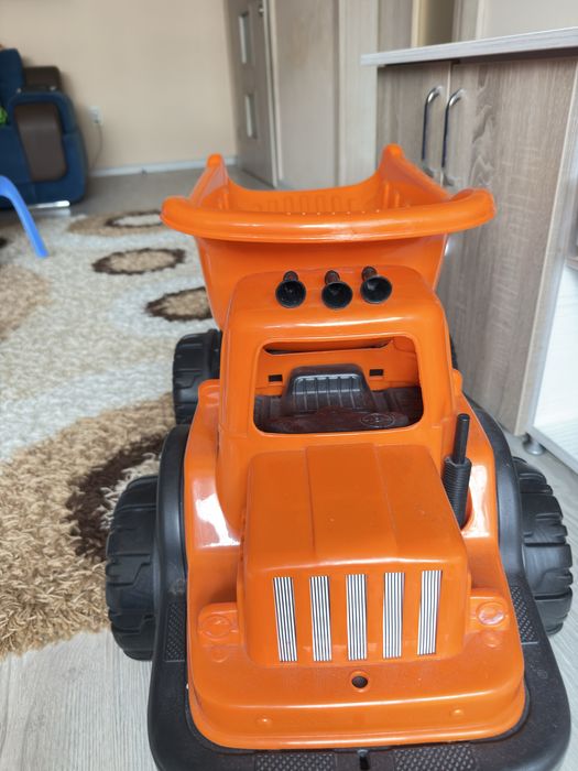 Голямо детско камионче