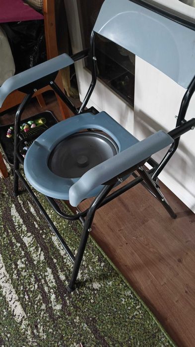 Санитарный стул - туалет