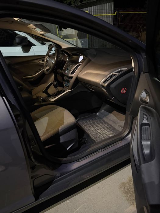 FORD Focus 2013 — imagine 1