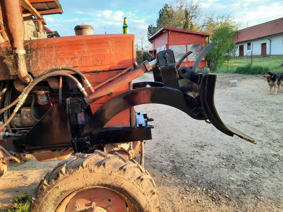 Lamă față pentru tractor