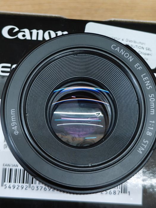 Canon EF 50mm 1.8 stm