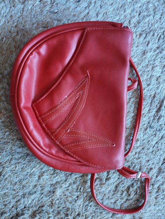 Дамски и детски чанти и раници