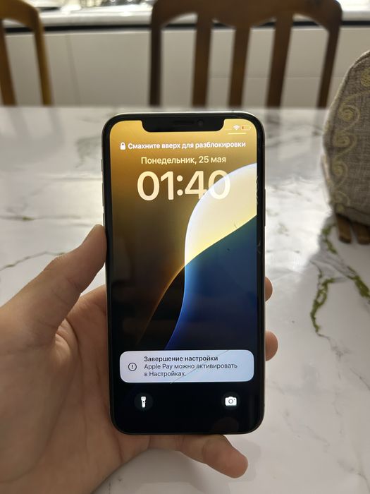 Продаю IPhone XS