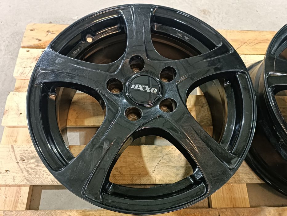 Лети джанти 16ки 5х114.3 Oxxo