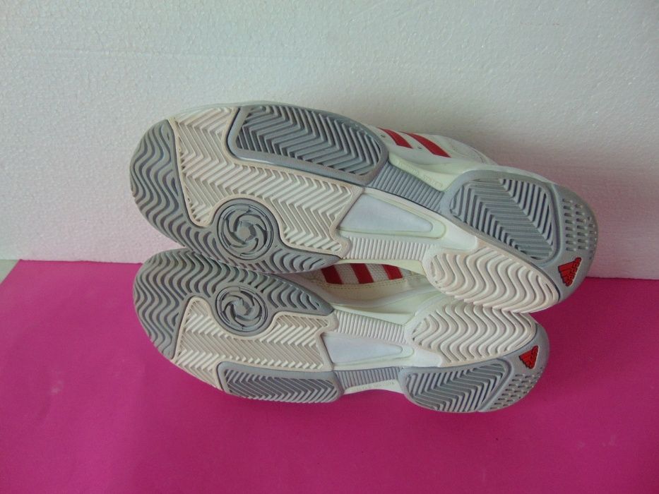 НОВИ Adidas номер 44 Оригинални мъжки маратонки