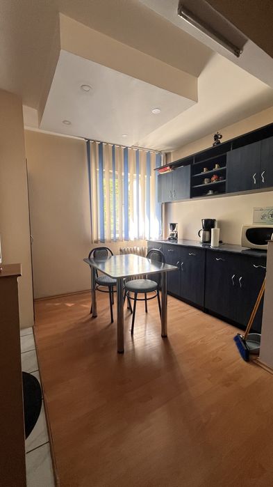 De vânzare apartament 2 camere – zona Meva
